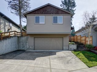 898 Creek Ct NW, Salem, OR 97304