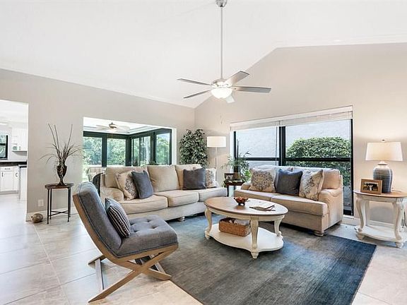 3rd image of 2609 SW Egret Pond Cir