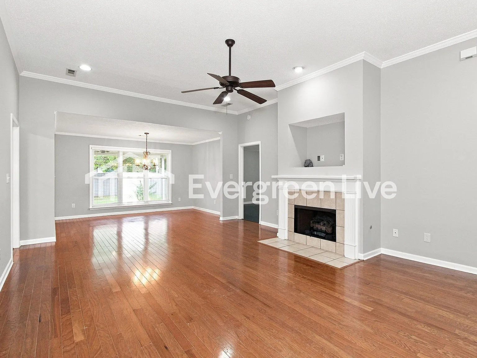 3 bed, 2.0 bath, 1825 sqft, $1,695 — Photo 3