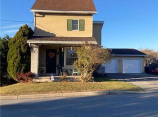 211 New St, Walnutport, PA