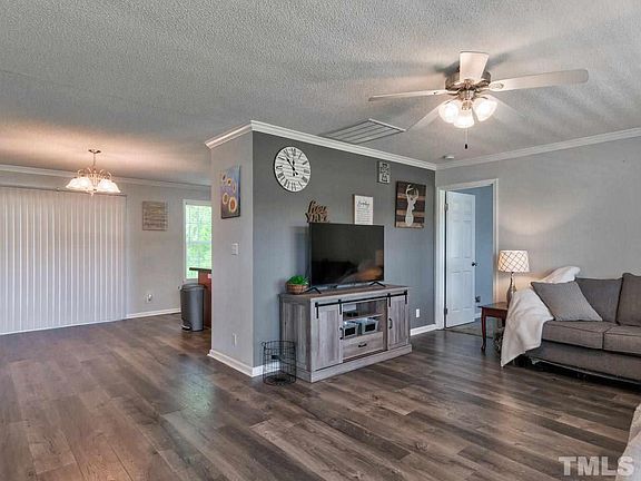 5th image of 2114 Cheyenne Dr