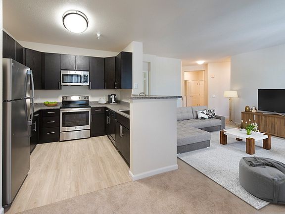 4th image of 2909 Nieman Blvd #213