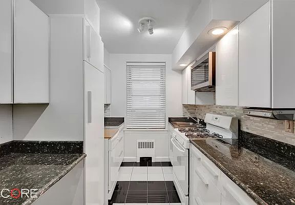 4th image of 76-10 34th Ave APT 2K
