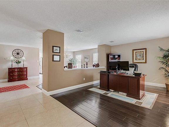 5th image of 7005 Montego Ct