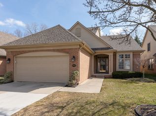 43586 Perignon Dr, Sterling Heights, MI 48314