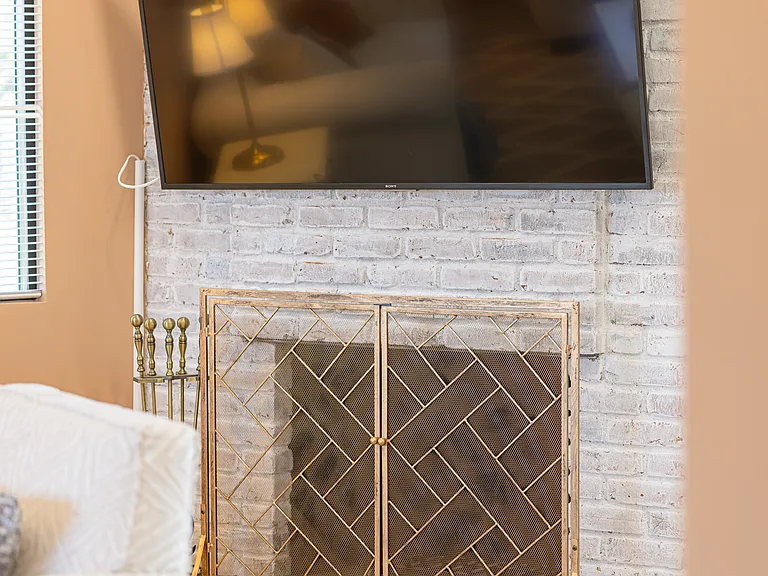 1080 River Dr — Photo 81