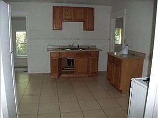2nd image of 1618 4th Ave