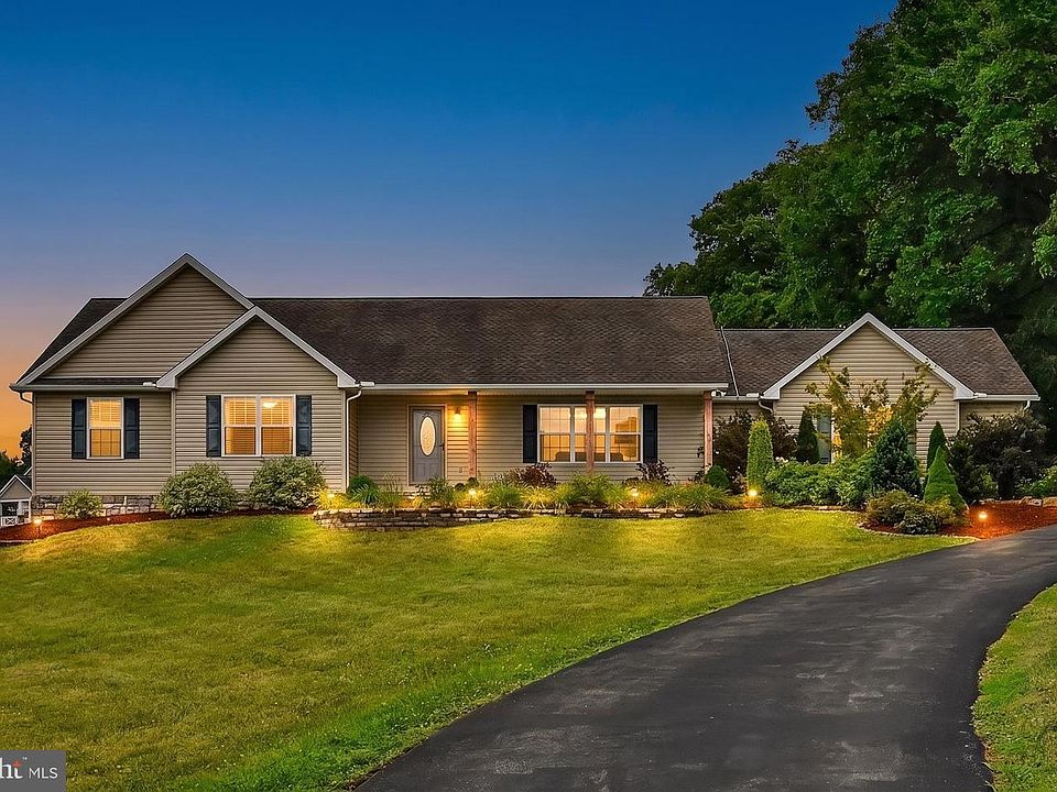 1st image of 54 Tori Ln