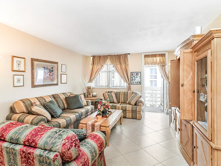 4250 Galt Ocean Dr #12D — Photo 36
