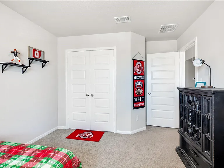 8426 Moonlight Bay Cir — Photo 39