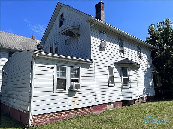 2nd image of 1052 W Woodruff Ave