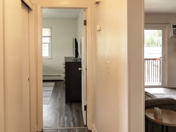 523 S Locust St Unit 6, Colfax, IA 50054