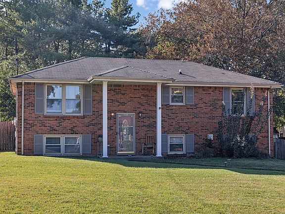 4th image of 1264 Cottonwood Dr