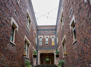 130 NW 19th Ave #207, Portland, OR 97209