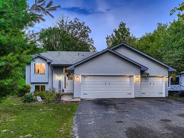 41005 Fahrion Rd, North Branch, MN 55056