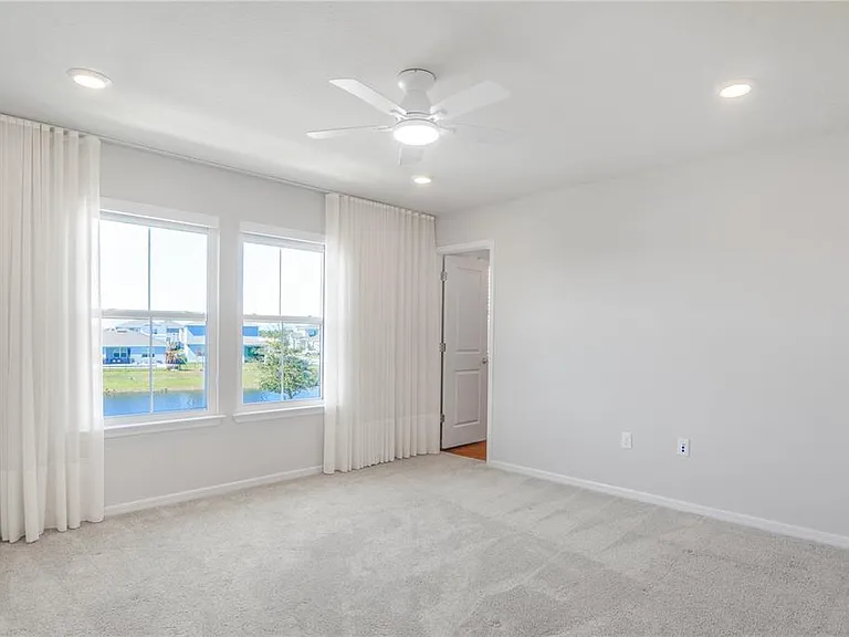 14025 Kauai Dr — Photo 37