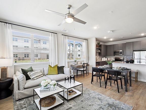 3rd image of 7001 Clementine Trl #7311