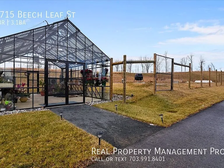 1715 Beech Leaf St — Photo 71