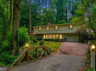 982 Dale Rd, Meadowbrook, PA 19046