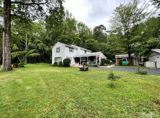 21 White Pine Rd S, Monroe Township, NJ 08831