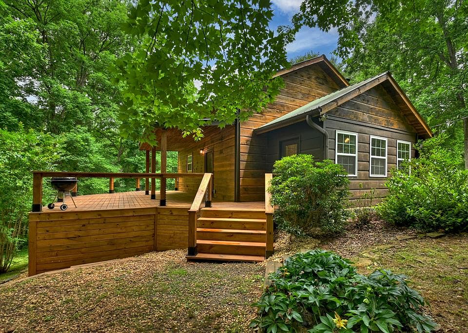 1st image of 665 Shady Ln