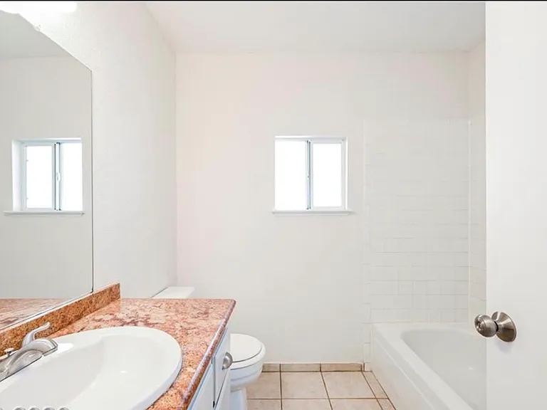 4405 McBride Dr — Photo 10