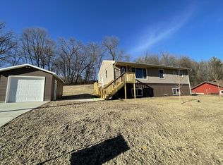 728 Willow St, Faribault, MN 55021