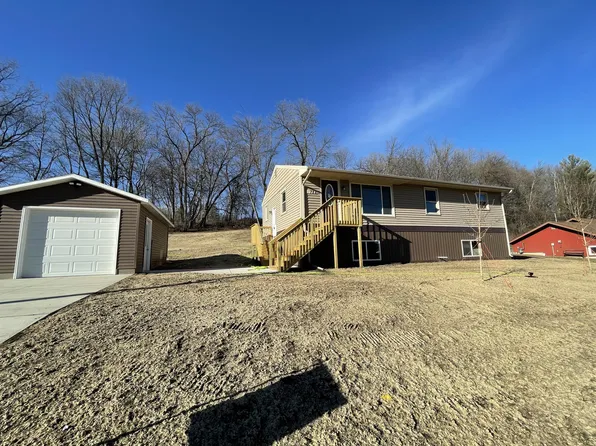 728 Willow St, Faribault, MN 55021