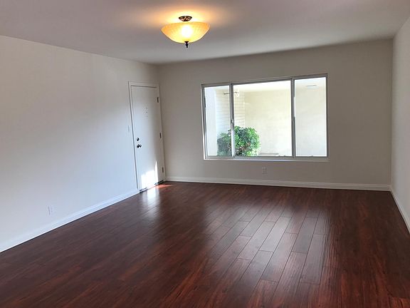 4th image of 1646 Livonia Ave Unit 1