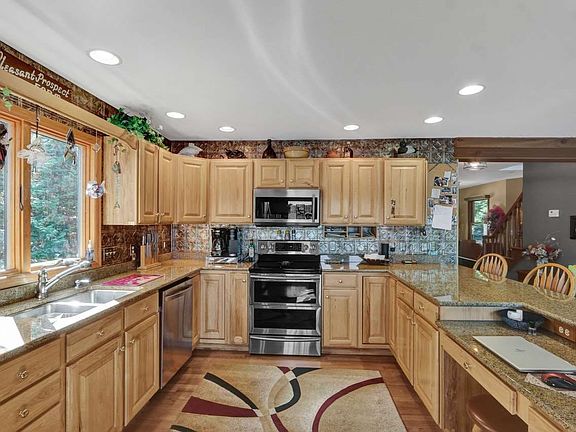 Spacious Kitchen