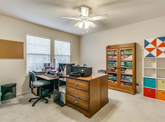 3rd image of 5620 Mountain Bluff Dr
