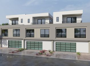 242 Cameron Center Dr, Palm Springs, CA 92264