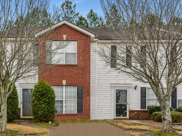 5733 Strathmoor Manor Cir, Lithonia, GA 30058