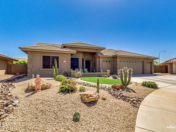 3rd image of 2759 S Elderwood Cir