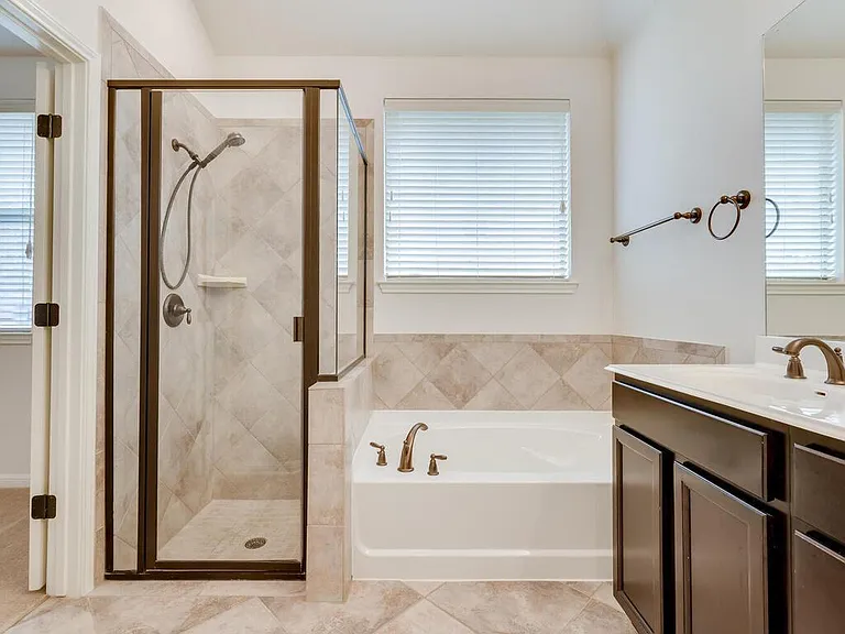 2200 Hilltop Climb Dr — Photo 25