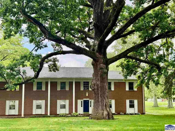4 Heritage Dr, Terre Haute, IN 47803