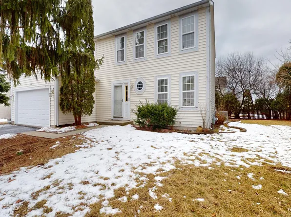 2190 N Heartland Path, Lake Villa, IL 60046