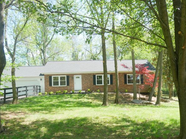 35600 Sassafras Dr