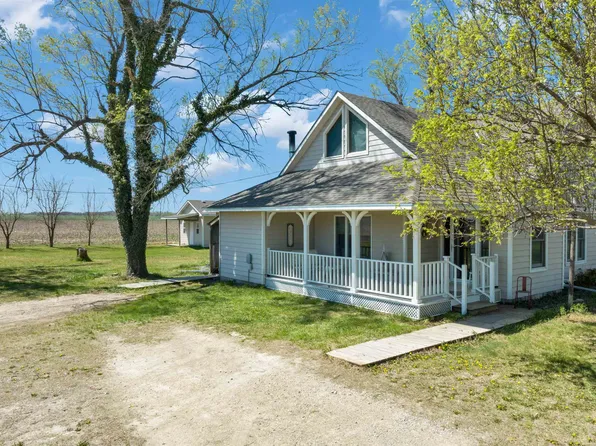 665 130th, Hillsboro, KS 67063