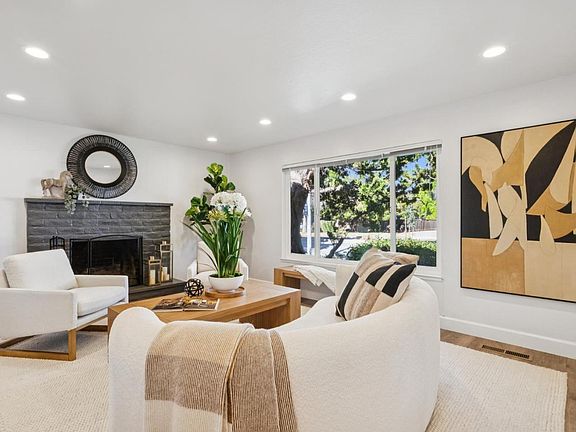 5th image of 10353 Miller Ave