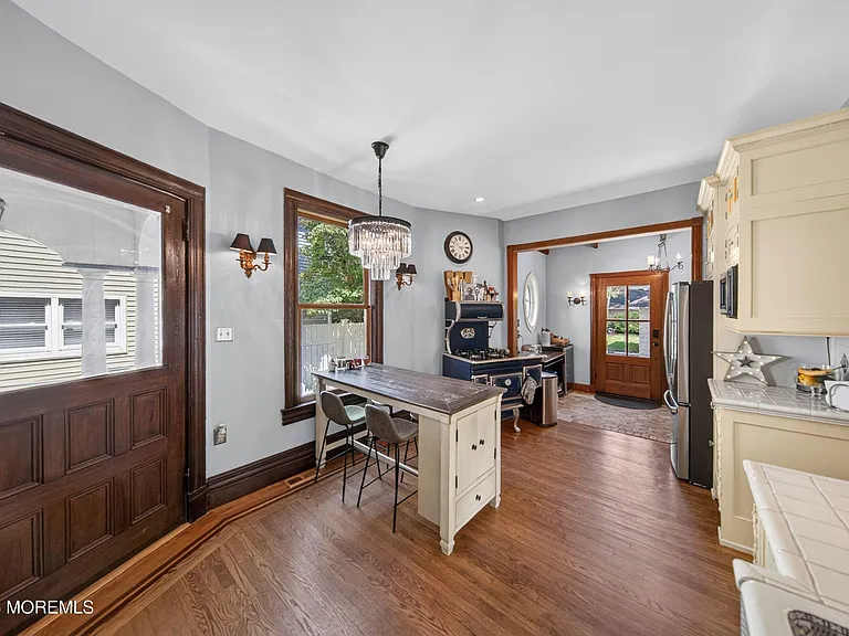 266 River Rd — Photo 22