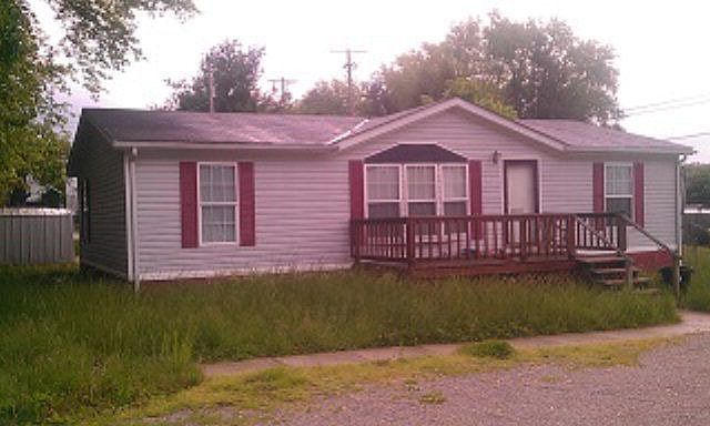 1st image of 202 S Sugar St