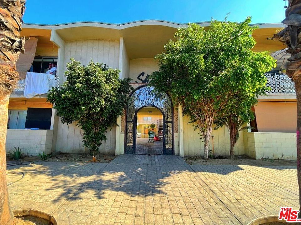 1st image of 6956 Kester Ave