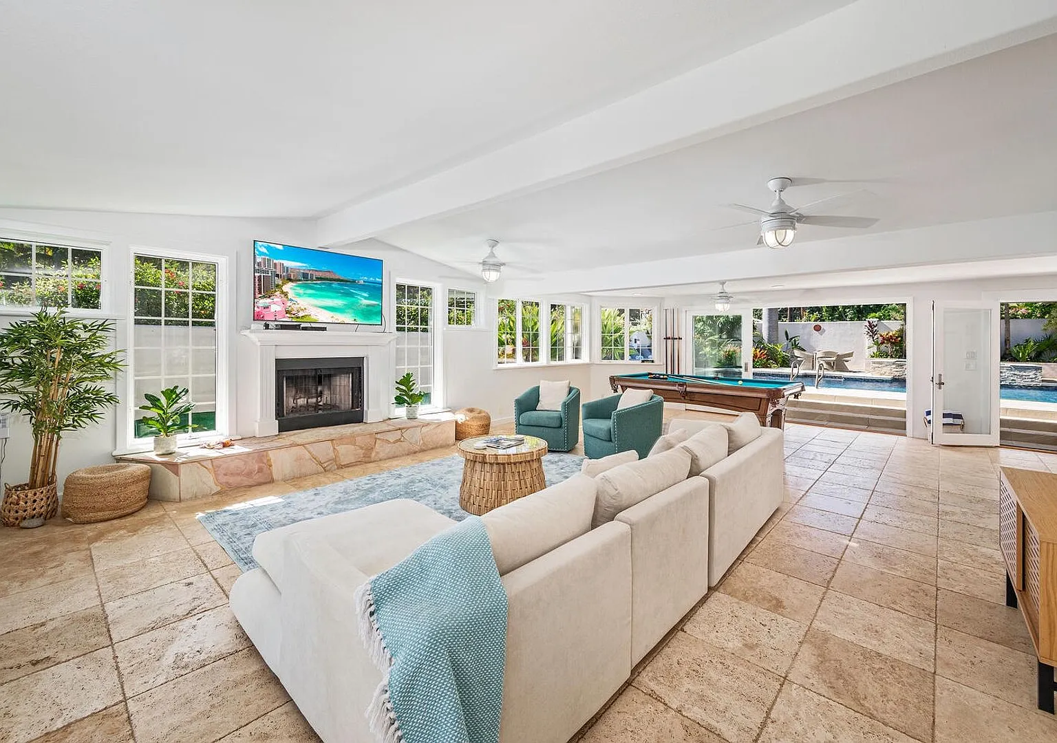 New to the market! Private Villa w/Pool, AC, walk to beach: Villa Hui Hou — Photo 3