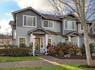 10238 NE Snoqualmie St, Hillsboro, OR 97006