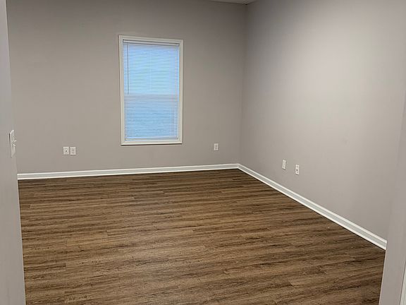 5th image of 115 Jefferson St #115