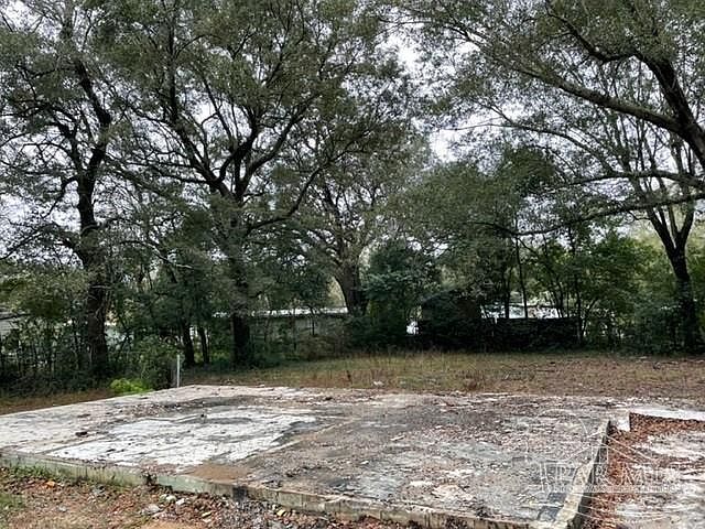 2nd image of 6146 Syrcle Ct