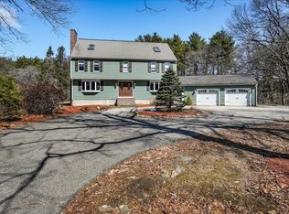 9 County Road, Windham, NH 03087