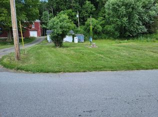 406 Apple Ave, Clarington, OH