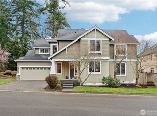 8827 NE 148th Place, Kenmore, WA